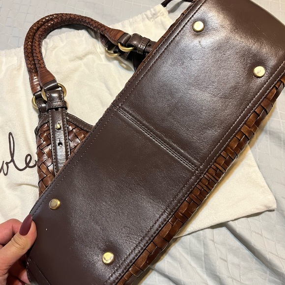 COLE HAAN woven leather handbag w/dust bag - Picture 10 of 12